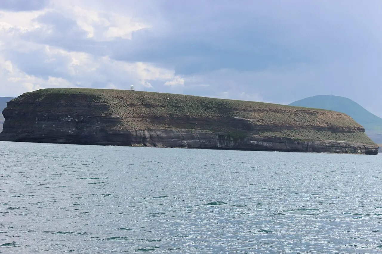 Lundey island off Húsavík